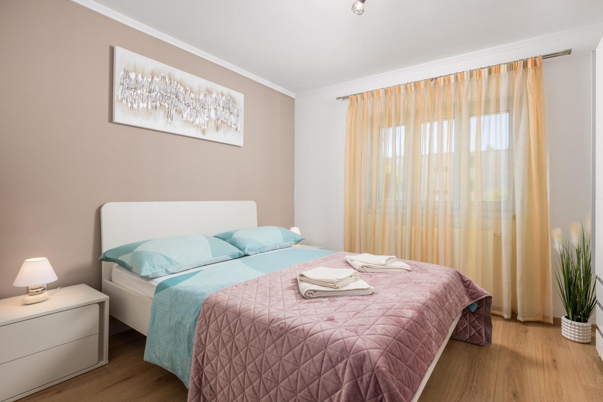 Apartment Mladenka